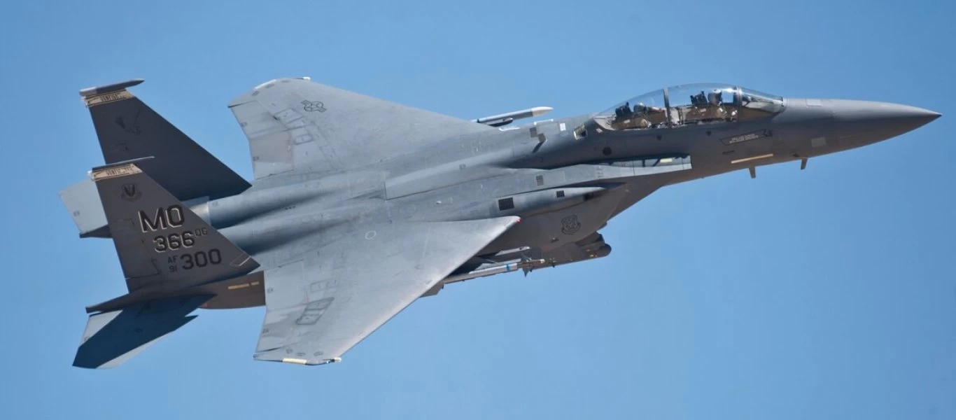 Το σύστημα ηλεκτρονικού πολέμου EPAWSS που πρόκειται να εξοπλίσει τα F-15 δοκιμάζει η USAF